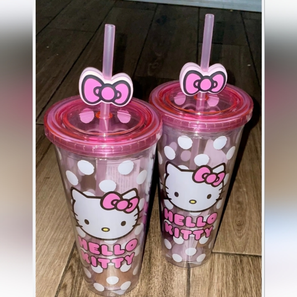 Hello kitty cups